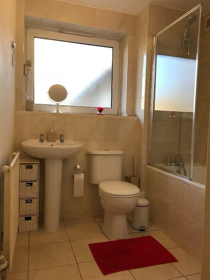 Cozy Apartment In Stratford From 18 Minutes To Central Londres