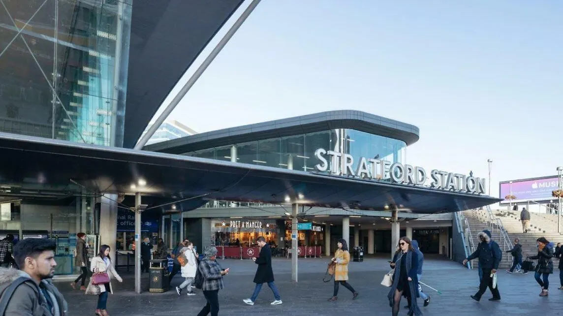 Cozy Apartment In Stratford From 18 Minutes To Central Londres